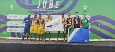 Cadu e Anthony fecham os JUBs Praia 2022 com a prata no vôlei de praia e asseguram vaga ao Mundial Universitário