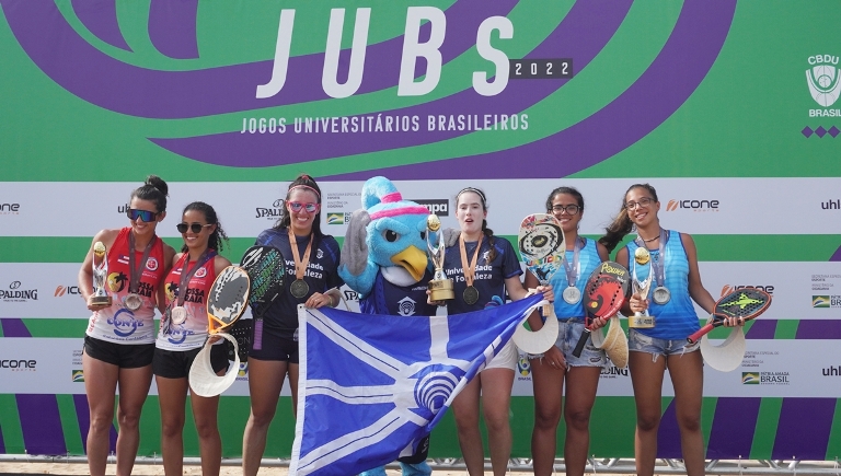 JUBs Praia 2022: MS fatura prata e bronze no beach tennis e vai à semifinal no vôlei de praia