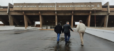 Com R$ 9,4 milhões investidos pelo Governo do Estado, reforma do estádio Morenão já está em andamento