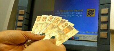 Governo deposita salário dos servidores no dia 30 e metade do 13° em 5 de julho