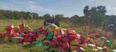 Polícia descobre carga de maconha enterrada em fazenda na fronteira de MS