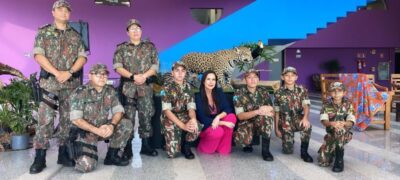 PMA e UCDB entregaram ao Biobarque Pantanal, onça-pintada e mais três animais taxidermizados para início de acervo para uso em Educação Ambiental