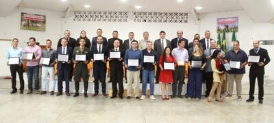 Em noite festiva, Câmara de Bela Vista entrega titulo de Cidadão Bela-vistense para 20 personalidades