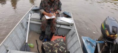 PMA do Grupamento Distrito de Águas do Miranda autua advogado e empresário campo-grandenses por pesca ilegal e apreende barco