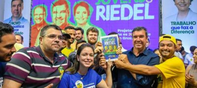 Riedel fecha pacto com a juventude em carta entregue por instituições