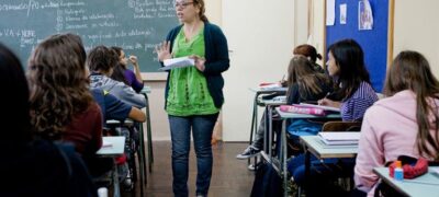 Dia do Professor: profissionais de MS veem valorização com maior salário do Brasil, capacitação e escolas novas