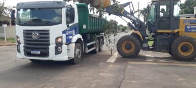 Prefeitura de Caracol contrata empresa e faz força tarefa para limpar a cidade