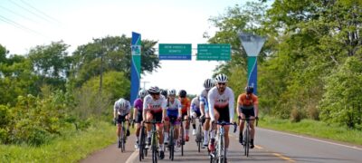Prova de ciclismo em Bonito reúne todas as modalidades