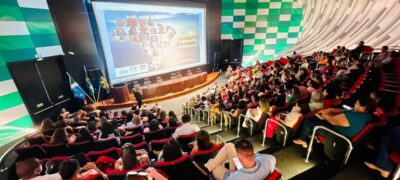 Gestores de políticas públicas para as pessoas idosas participam de seminário na capital