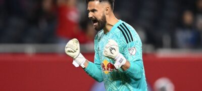 Conheça o goleiro murtinhense Carlos Coronel que brilha nos EUA