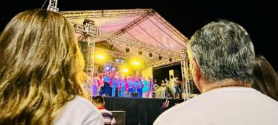 Em clima Natalino, Bela Vista se encontra e Confraterniza na Praça