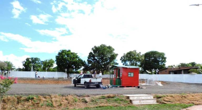 Caracol: Praça das Araras é preparada para ser palco das luzes natalinas