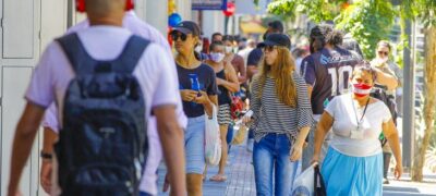 Disponíveis para saque, salários de novembro injetam R$ 403 milhões na economia