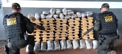 Dois são presos com mais de 400 kg de maconha em oficina usada de entreposto