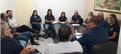 Prefeito Neco se reúne com secretários municipais