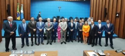 Posse dos 24 deputados estaduais dá início à 12ª Legislatura