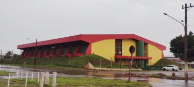 Fabrizia solicita reforma no ginásio poliesportivo e no Estádio Otávio Fontoura