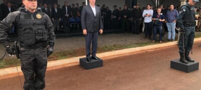 Governador Eduardo Riedel participa da troca de Direção do DOF e dos Comandos do CPA-1 e 3º BPM