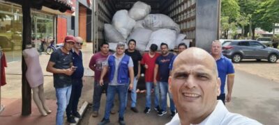 Rotary Club de Ponta Porã e Pedro Juan Caballero doaram 01 tonelada e meia de roupas para a Assistência Social