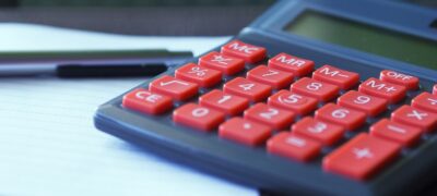 84% dos trabalhadores não conseguem custear emergências que superem os R$ 10 mil