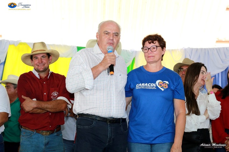 Prefeitura comemora os 58 anos de Caracol com entrega de obras e assinatura de ordens de serviço