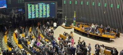 Câmara aprova projeto do Marco Temporal das Terras indígenas e impõe derrota ao governo Lula