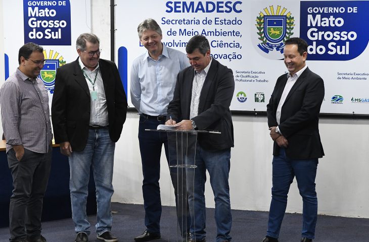 Contrato de gestão: agenda verde e desenvolvimento do Estado são prioridades da Semadesc