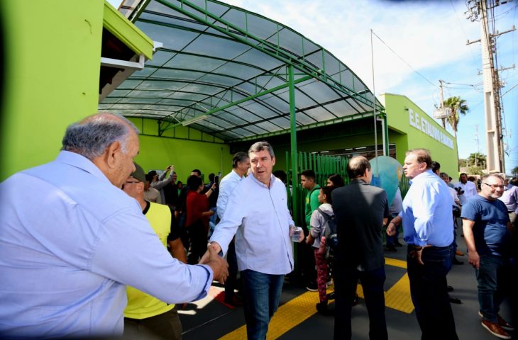Rio Brilhante recebe R$ 13 milhões para reformas de escolas e saneamento básico