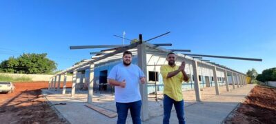 Prefeito de Antonio João e Vereador visitam obra de reforma e ampliação da Escola Municipal Mbo Eroy Tupã’i Arandu Reñoi