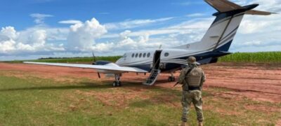 Traficante de cocaína ‘Fantasma da Fronteira’ é preso em avião