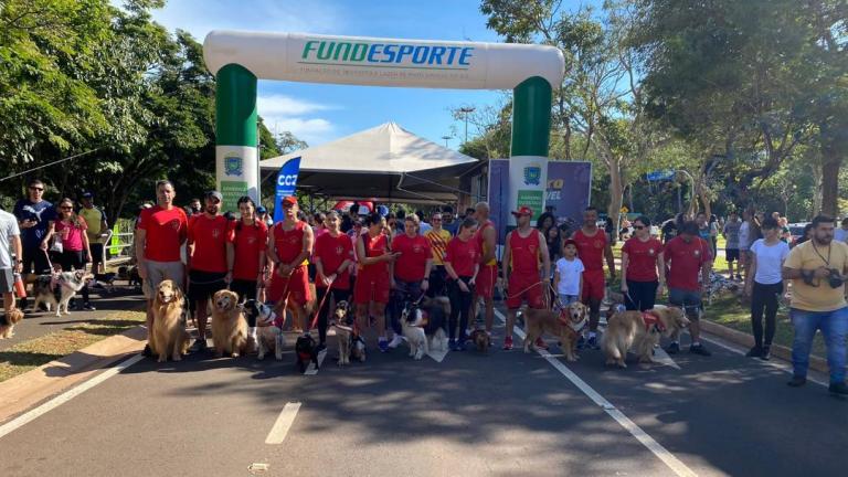 1ª Cãominhada movimentou Parque do Poderes neste domingo