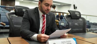 Para sinalizar Naviraí, João César Mattogrosso solicita aquisição de semáforos ao Detran