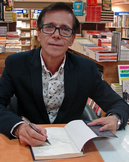 Escritor Paulo Nolasco comemora aniversário amanhã com lançamento de dois livros