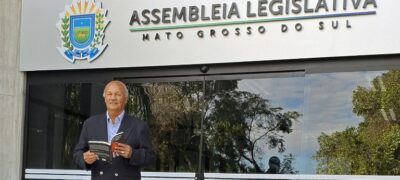 Com amplo legado na política, Walter Carneiro lança biografia amanhã