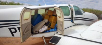 Avião que saiu do Paraguai é interceptado com 400 quilos de cocaína