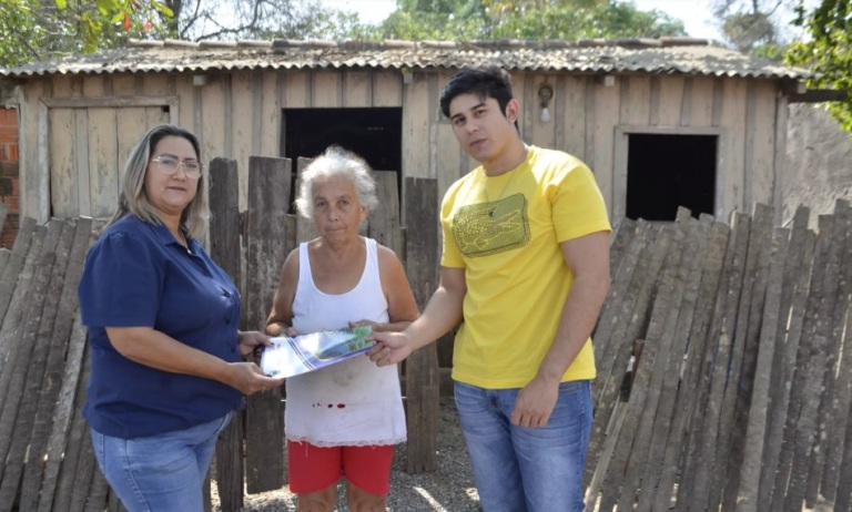 Fim da espera: moradoras de Porto Murtinho se emocionam ao receber a escritura de suas casas