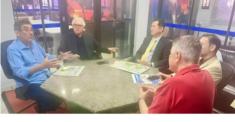 Prefeito Nelson Cintra participa de encontro com empresários chineses a convite do Jornal O Estado