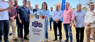 Políticos destacam “Capacidade de Diálogo, Gestão e o Trabalho” de Adriane na Capital