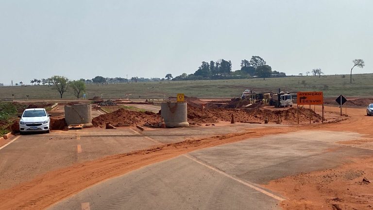 Chama o João: solicitação de reparo às margens da MS-473 é atendida em Nova Andradina