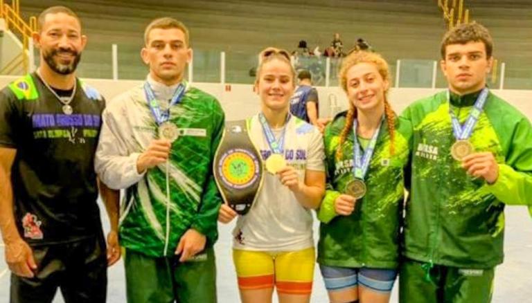 MS vai ao pódio com todos os atletas no Campeonato Brasileiro Sênior de Wrestling