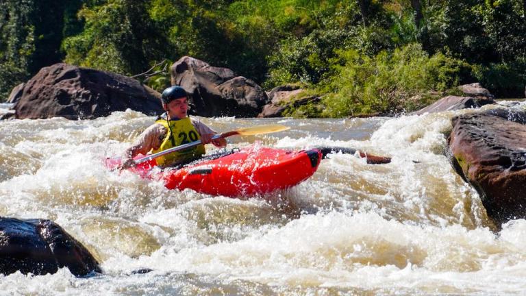 Brasileiro de Canoagem Descida leva adrenalina nas corredeiras e exalta as belezas naturais de MS