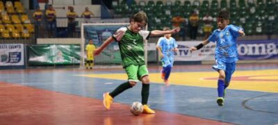 Equipes de MS avançam na Taça Brasil Sub-8 de futsal e se enfrentam nesta quinta-feira
