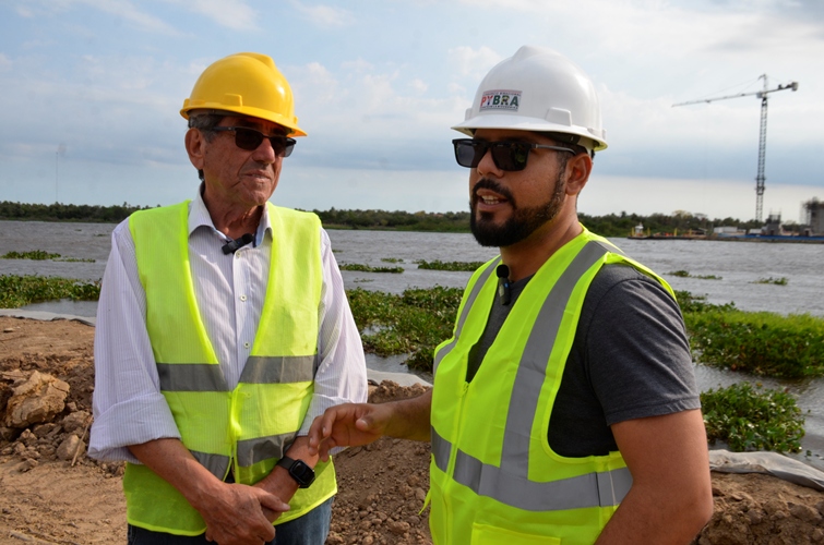 Desenvolvimento: prefeito Nelson Cintra segue acompanhando todas as etapas da construção da ponte sobre o rio Paraguai