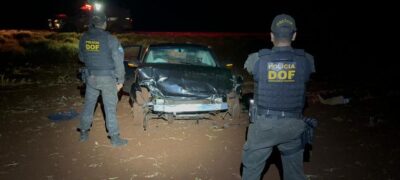 Homem foge de abordagem policial, bate em ônibus escolar e é detido pelo DOF por danos e desobediência em Ponta Porã
