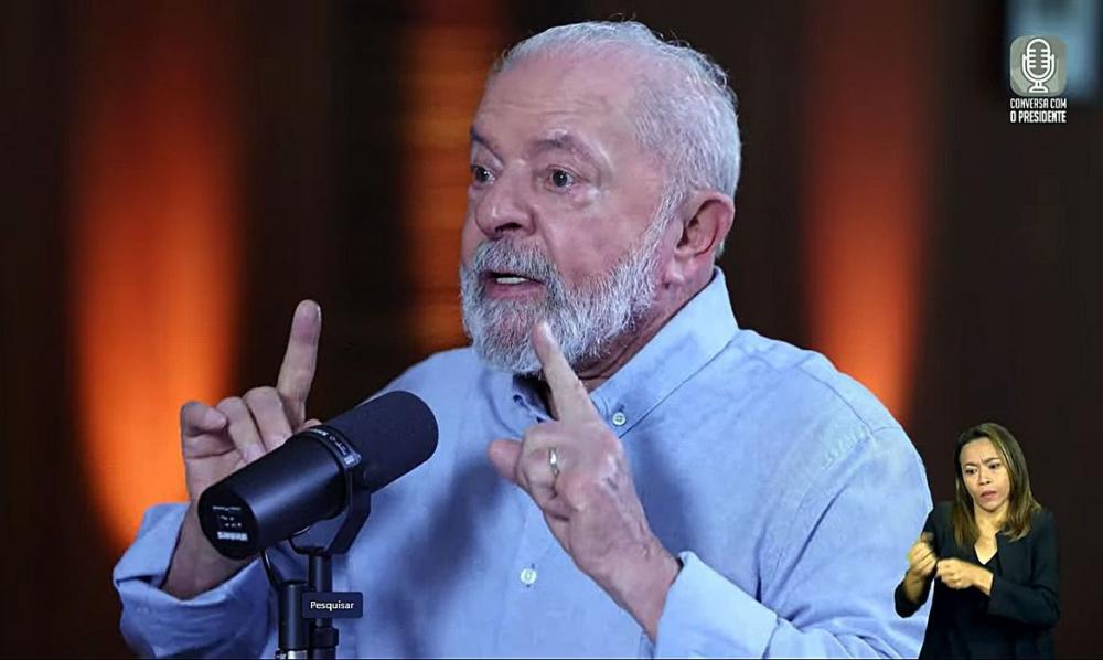 Lula diz que Governo vai conectar 138,4 mil escolas até 2026