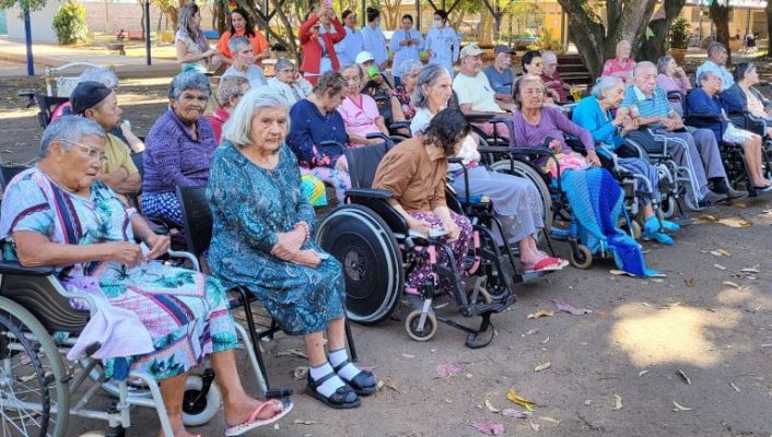 Governo de MS lança programa que pagará benefício social para cuidadores de pessoas com deficiência