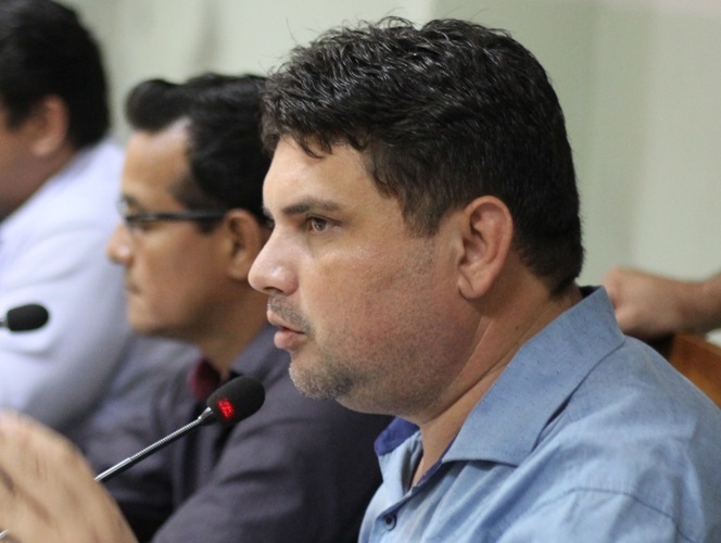 Vereador Johnys Basso cobra instalação de ventiladores no CEIM da Vila Canaã