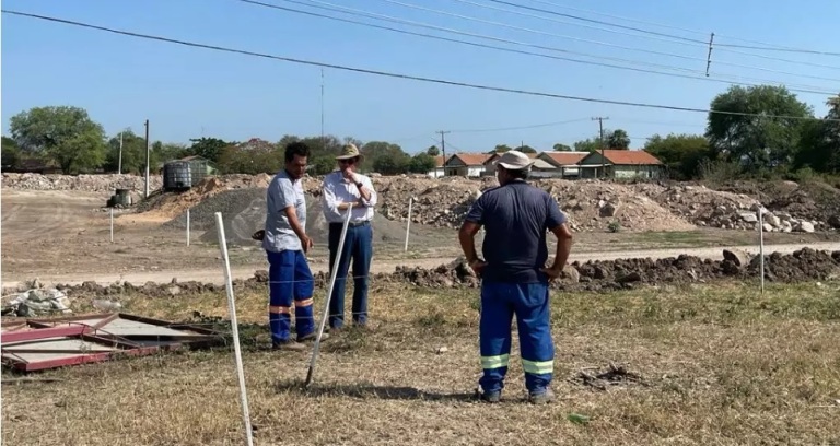 Prefeito Nelson Cintra acompanha diariamente o andamento de obras em Porto Murtinho