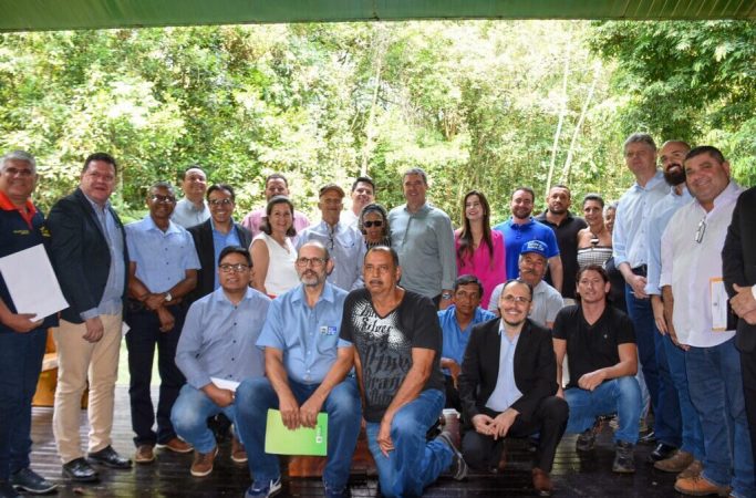 Pesca: deputado João César Mattogrosso debate avanços com governador e representantes do setor em MS