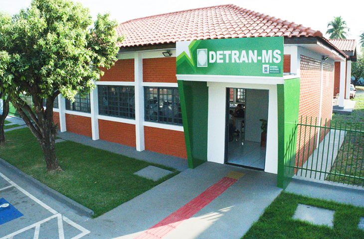 Com recurso de leilão, Detran devolve saldo a ex-proprietários, reforma agências e sinaliza cidades